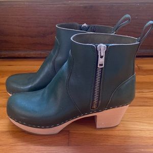 Swedish Hasbeens Zip It Emy Green EU size 39